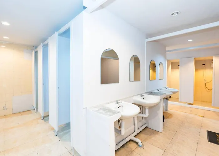 Mitr Sukhumvit 2 - Bts Nana มิตร สุขุมวิทซอย 2 บีทีเอส นานา Apartment *